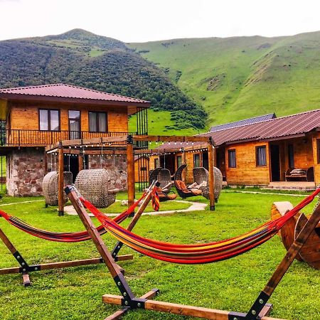 Hotel Migu Yard Kazbegi Exterior foto