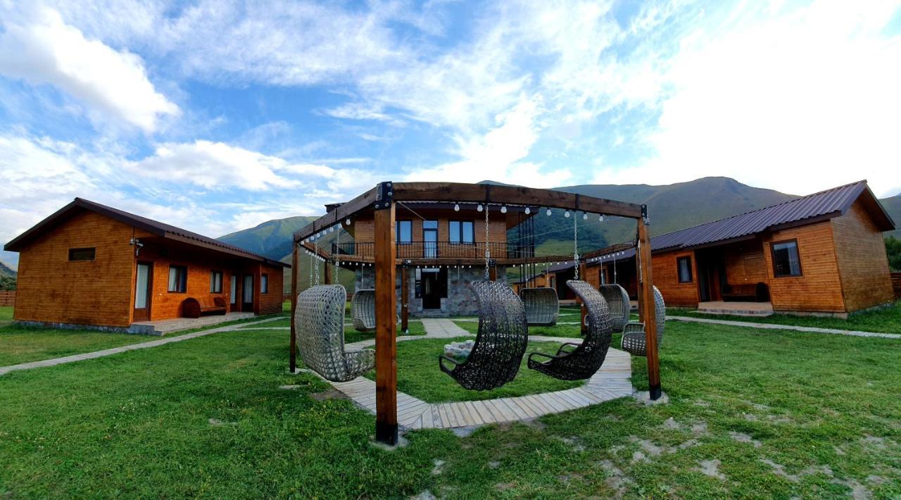 Hotel Migu Yard Kazbegi Exterior foto