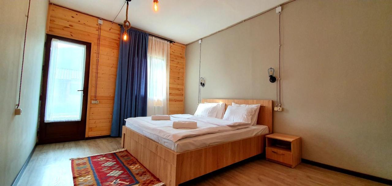 Hotel Migu Yard Kazbegi Exterior foto