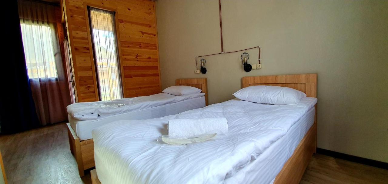 Hotel Migu Yard Kazbegi Exterior foto